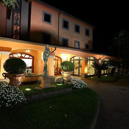 Hotel Ristorante Borgo Antico Ceprano Esterno foto