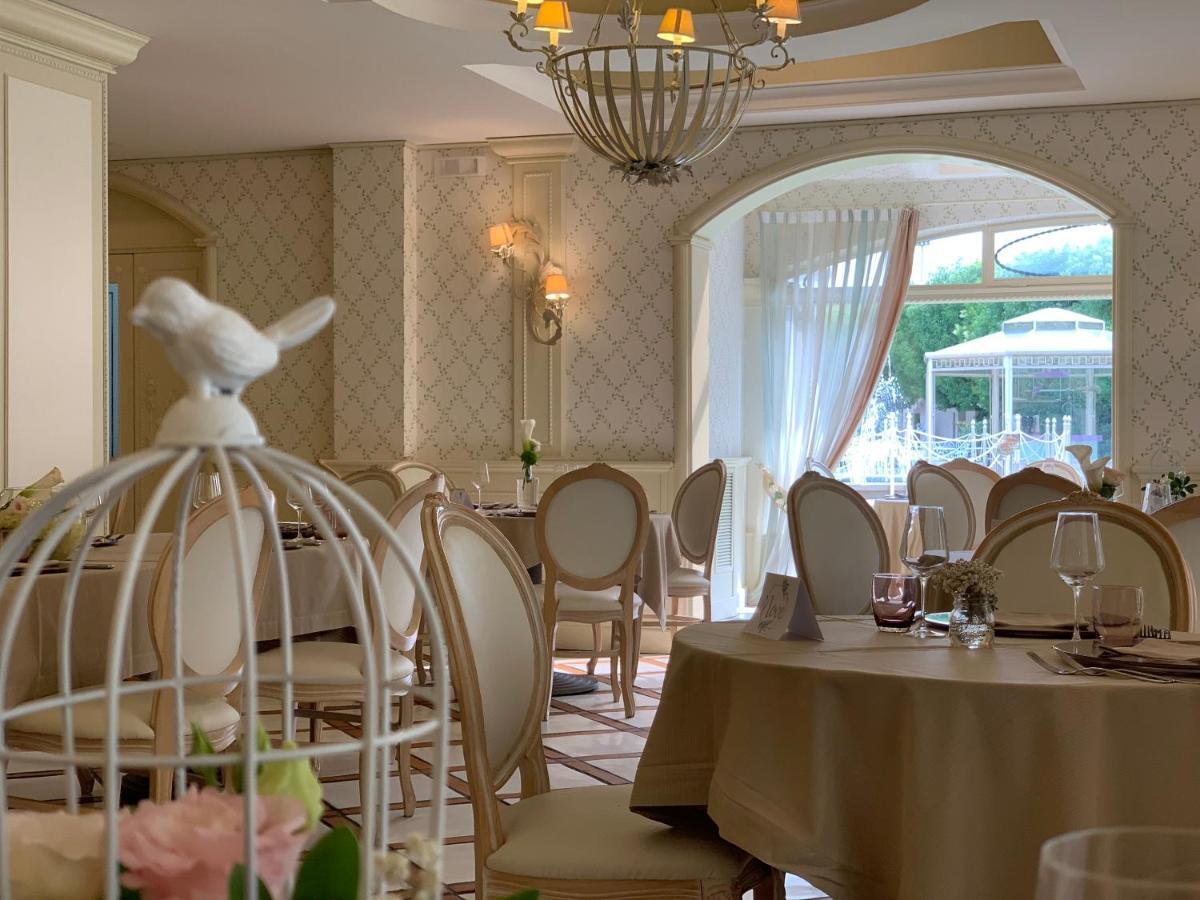 Hotel Ristorante Borgo Antico Ceprano Esterno foto